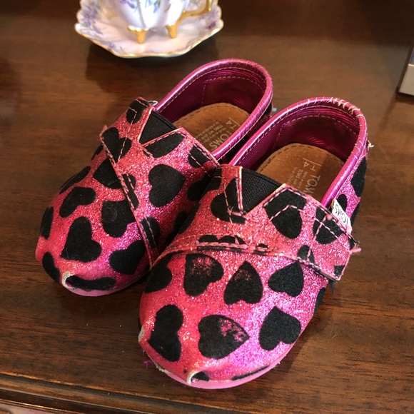 toms pink glitter shoes